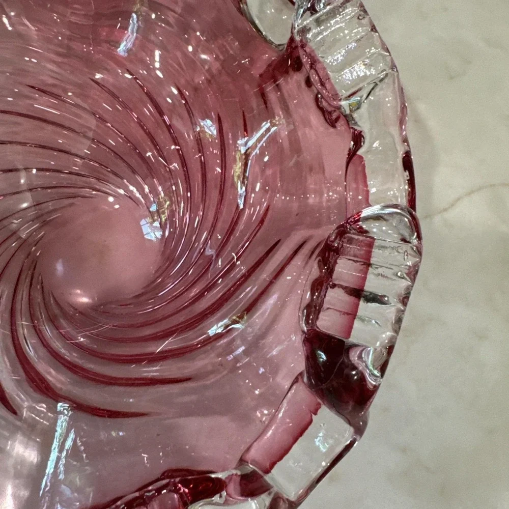 Chalet Canada Hand Made Candy Dish bowl Cranberry Swirl etched Vintage unmarked